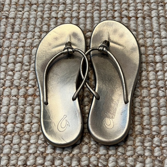 Metallic Olukai Flip Flop Sandals - Picture 2 of 4